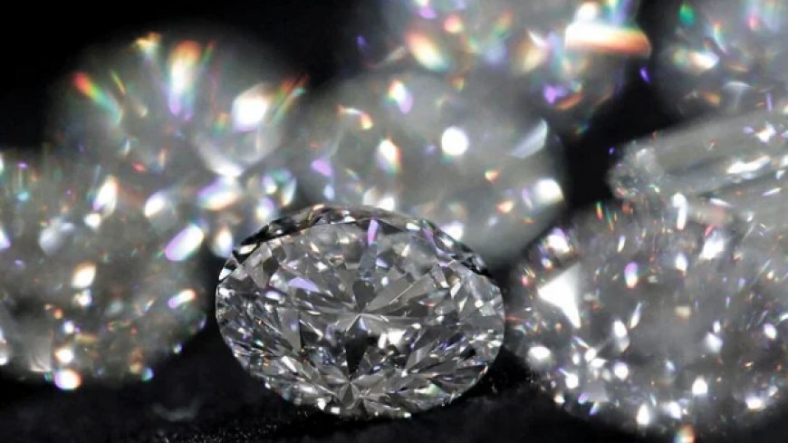 Why is the sale of diamonds made in the lab increasing, how is the price?